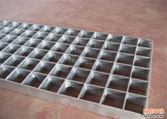 China La presión cerró la barra plana de plata de rejilla galvanizada metal de Electroforged proveedor